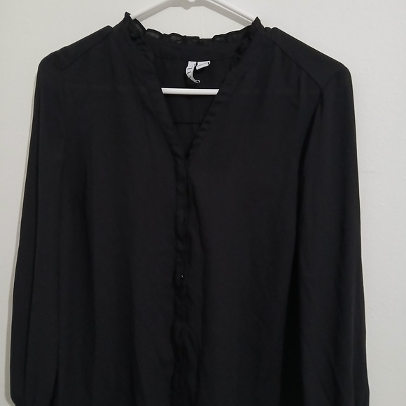 Elle Tops - Elle Women's Black Ruffled 3/4 Sleeve Blouse
